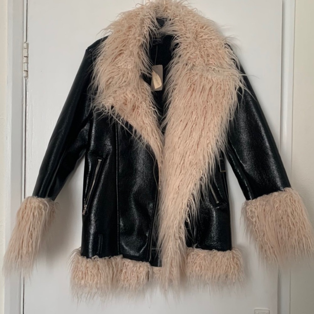 ISO forever 21 jacket faux leather patent faux fur jacket